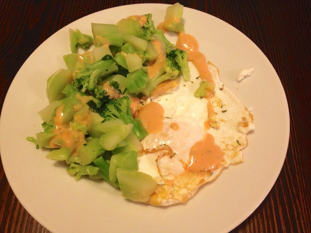 Dinner: Fried egg with steamed broccoli, drizzled with Thousand Islands dressing